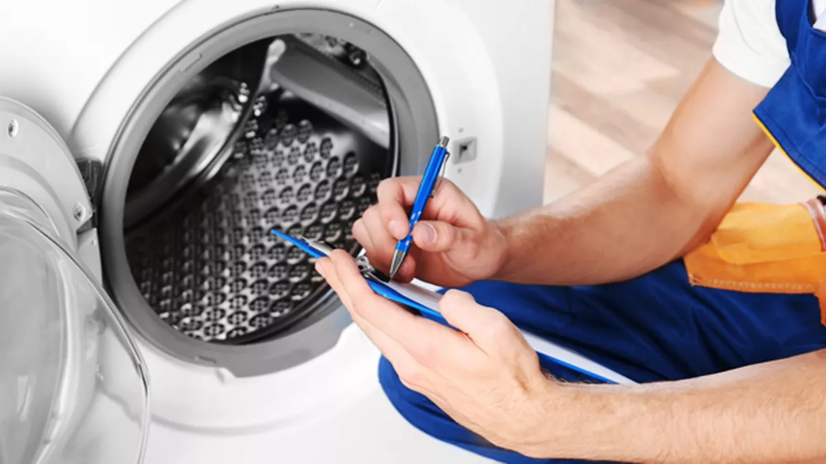 Non fate la doccia mentre la lavatrice è in funzione: gli esperti spiegano i rischi