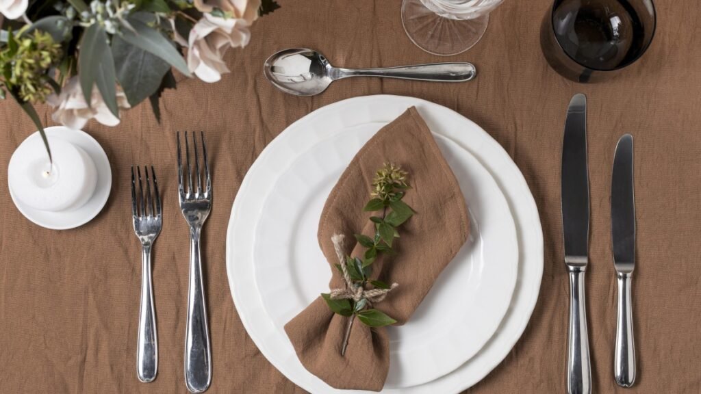 In Italia non è più di moda andare al ristorante ora lo chef si chiama a casa. È più economico