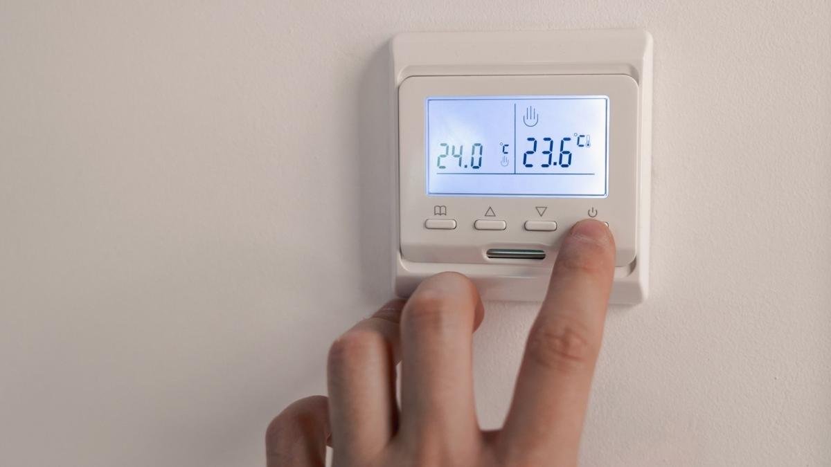 Riscaldamento: la regola dei 19 °C è finita. Ecco la temperatura che gli esperti consigliano ora 2 Riscaldamento: la regola dei 19 °C è finita. Ecco la temperatura che gli esperti consigliano ora