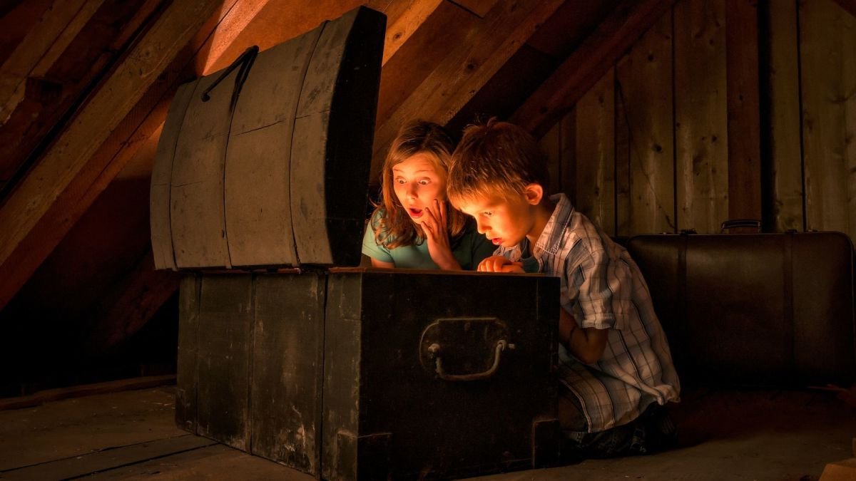 Molti li conservano in soffitta ora questi oggetti valgono una fortuna