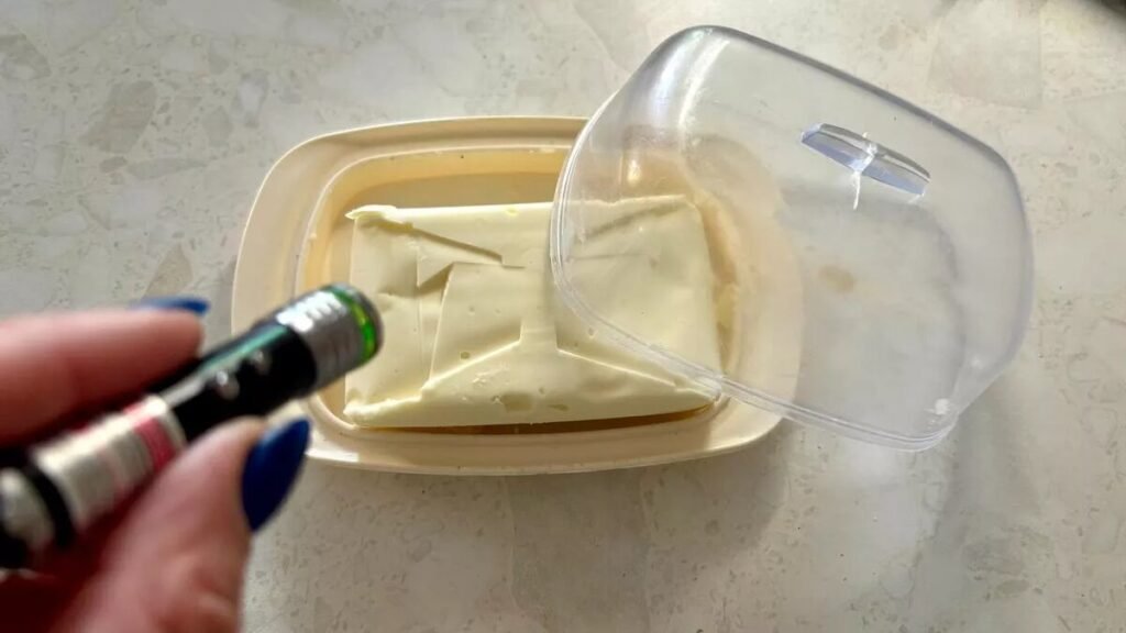 Prendo una torcia e vado al supermercato grazie a lei riconosco il vero burro